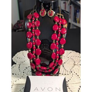 Vintage 2011 Avon Fabulous Coralesque Statement Necklace Earring Gift Set Boxed